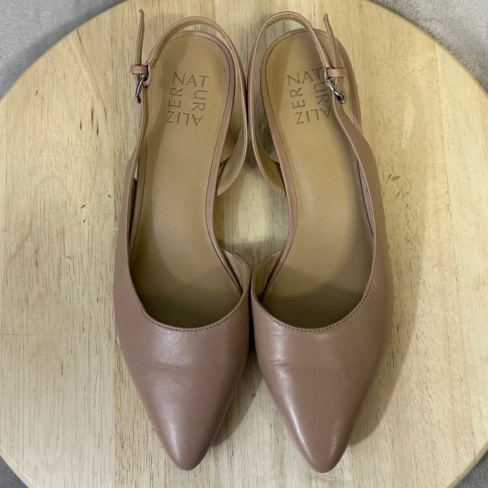 Naturalizer Banks Nude Beige Leather Slingback Block Heel Pumps Womens 8.5 M